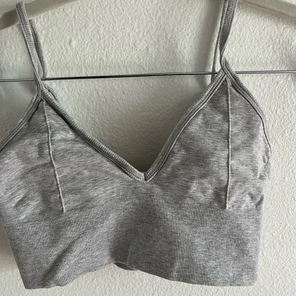 ALO Yoga Gray Women's Bralette Top - Image 7