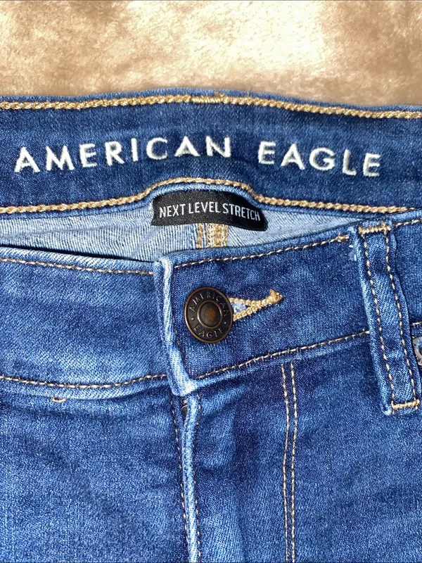 American Eagle Outfitters Women's Skinny Jeans in Dark Blue Denim - Image 3