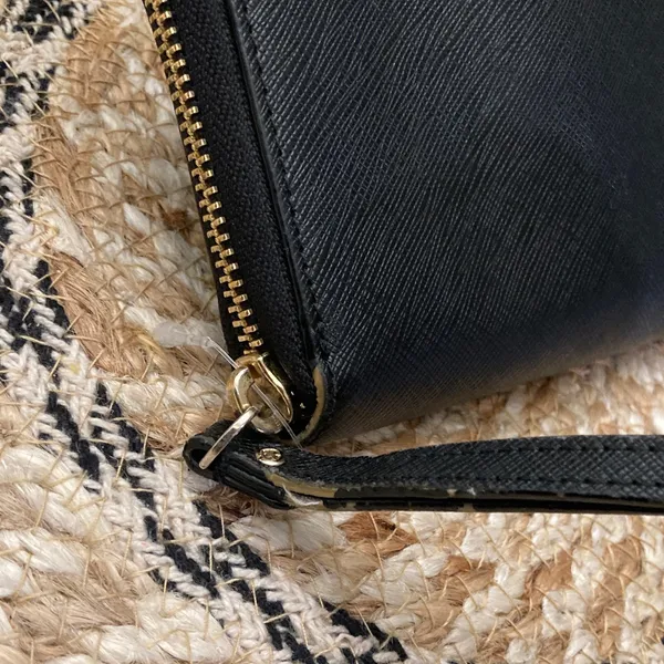 Kate Spade New York Black Leather‎ Zip Around Wristlet Wallet - Image 3