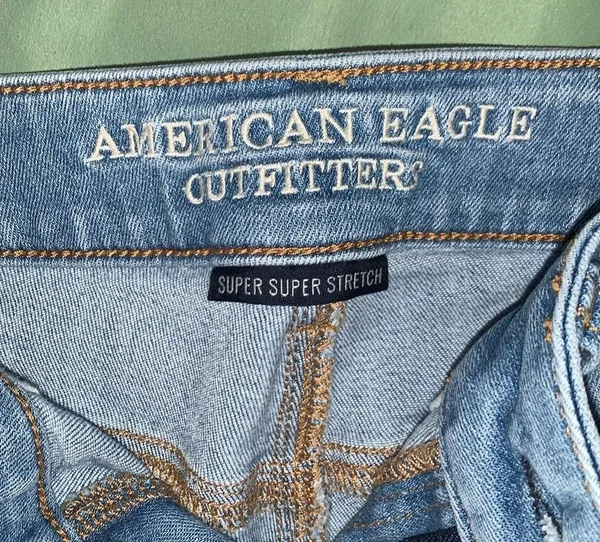 American Eagle shorts - Image 3