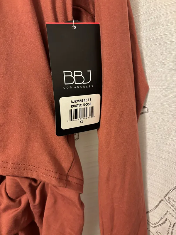 New 2 pc active suit By BBJ sz. XL.. casual or workout gear - Image 7