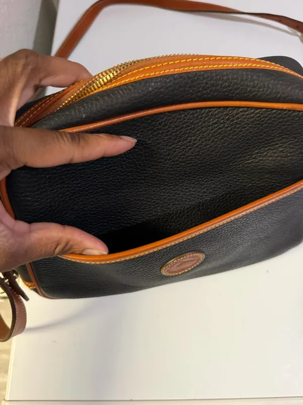 Vintage Dooney & Bourke W/Coin Pouch - Image 12