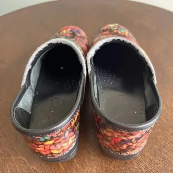 Dansko 37 Professional Clogs Shoes Cute Chunky Knit Yarn Pattern Nursing‎ 6.5 - Image 6