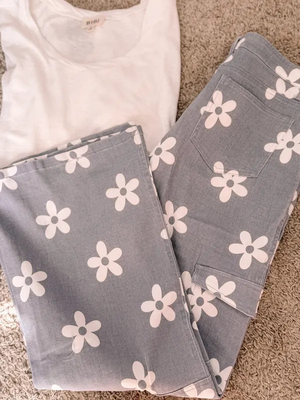 Purple floral Denim Pants Size XL - Image 4