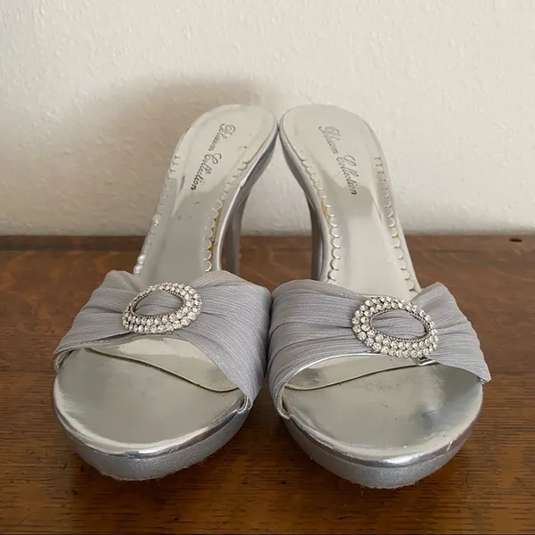 Blossom Collection‎ Heels Silver Size 7 - Image 8