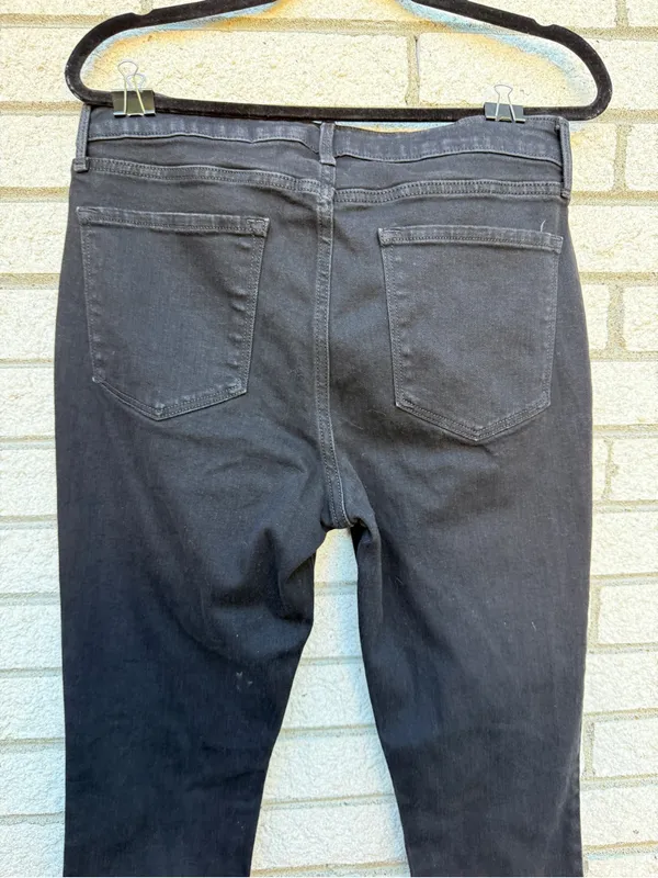 Old Navy Black Women's Slim Jeans - Classic Slim Fit - Image 6