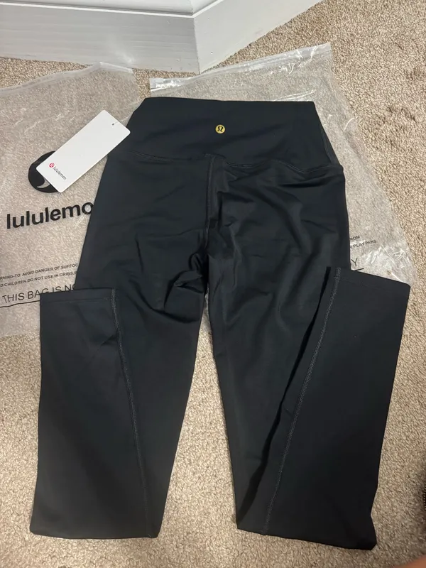 Lululemon Define Black Jacket and leggings - Image 4