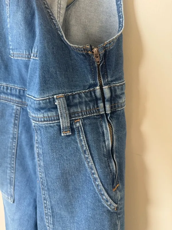 GAP long & Lean side zip dark denim bib overalls flare leg size Medium - Image 10