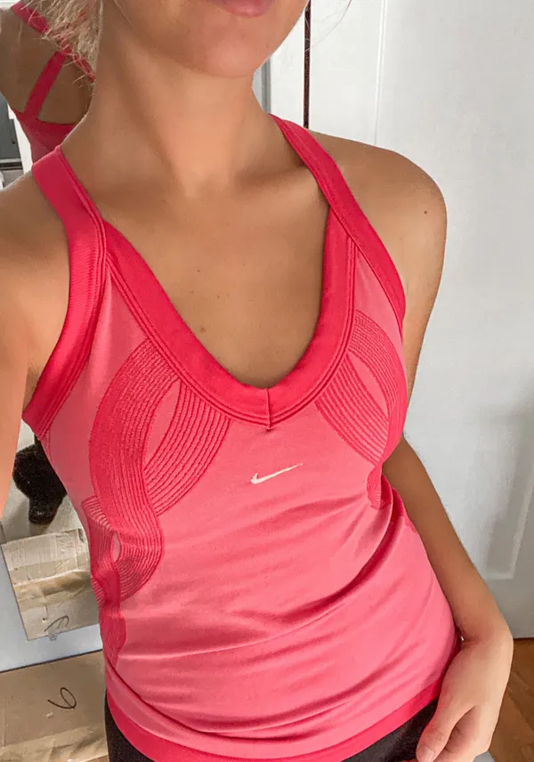 Nike Dry Fit Workout Top - Image 2