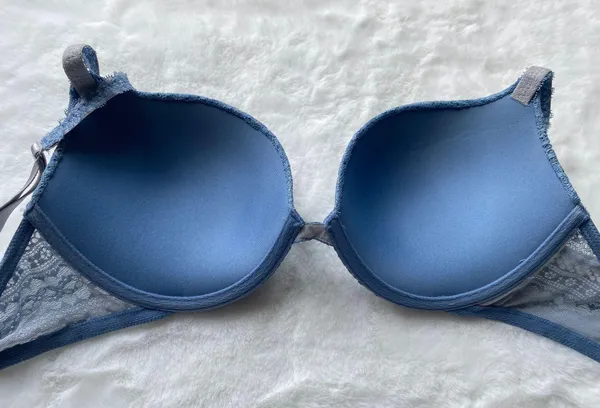 Victoria's Secret Women's Push-Up Lace Bra Blue, 32DD - Image 4