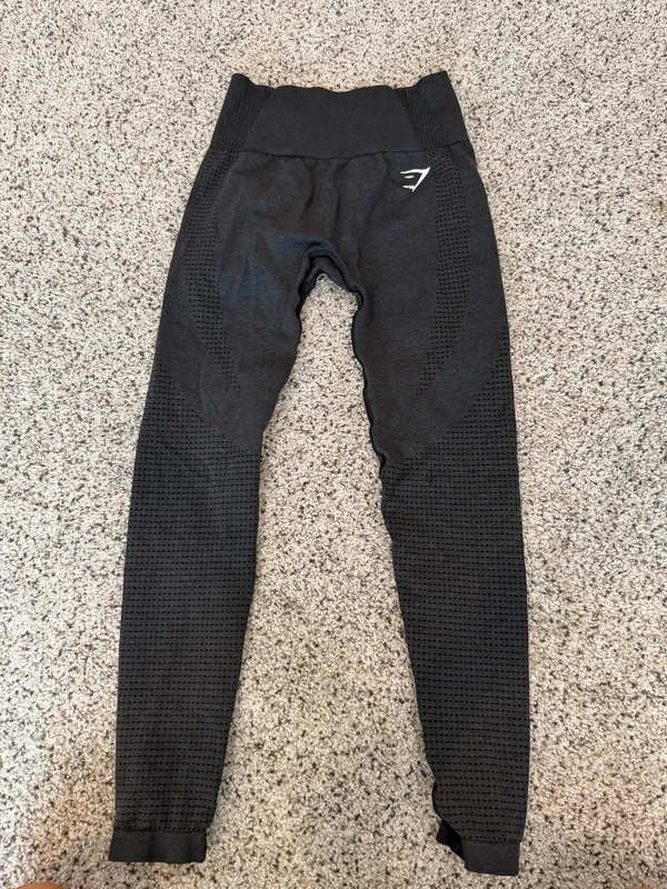 Black Gymshark Leggings - Image 2