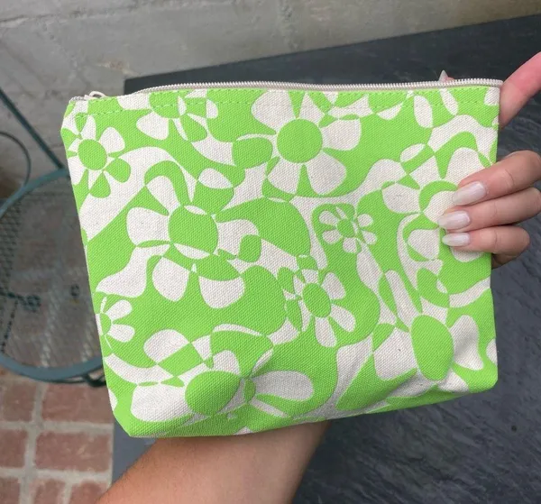 Brand new Free people makeup bag 💚 - Image 3