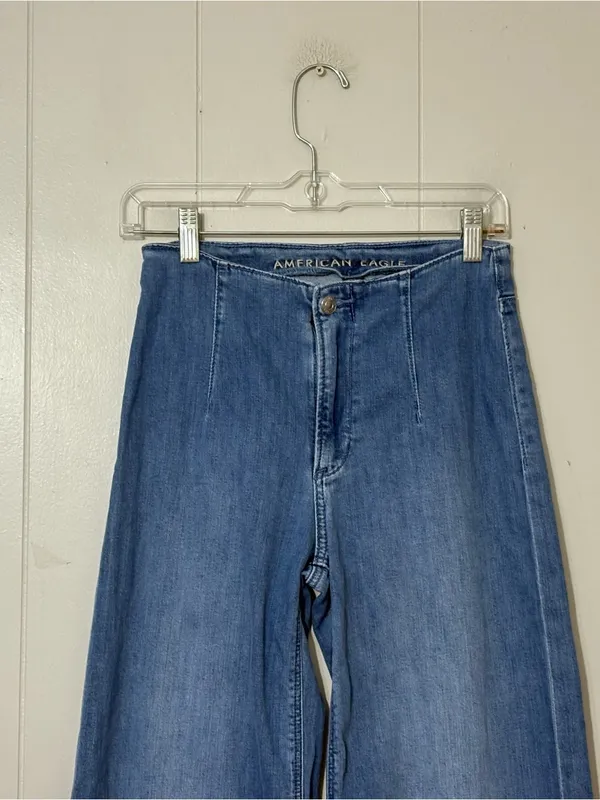 American Eagle Super High Rise Baggy Wide Leg Jeans Womens 00 Light Wash - Image 4