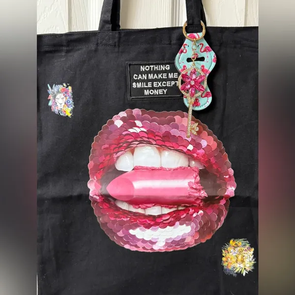 Pink lips black handmade‎ tote bag - Image 2