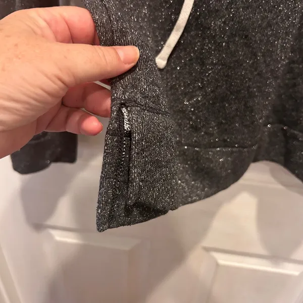Aerie Womens Large Charcoal Gray Metallic Sparkle V-Neck Pullover Hoodie L - Image 4