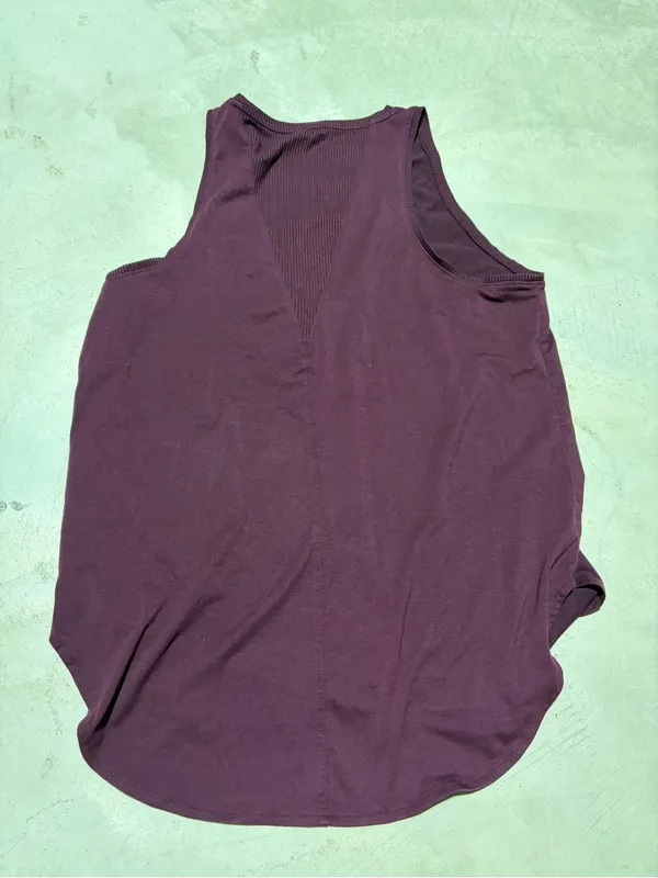 Athleta Deep Plum burgundy High-Neck Tank top medium - Image 6