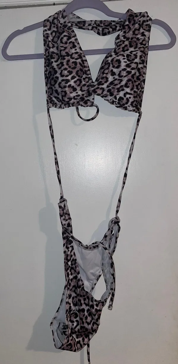 SheIn NEW LEOPARD HALTER SWIMSUIT - Image 2