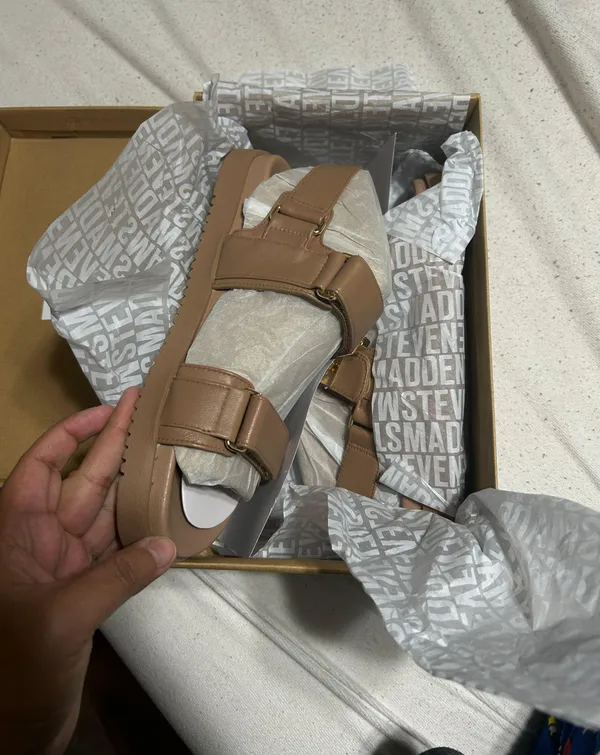Steve Madden Sandals - Image 4