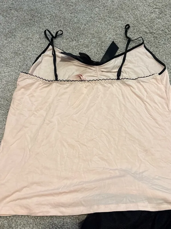 Victoria's Secret NWT Soft Pink and Black Satin-Trim Cami & Booty short sleep set Large - Image 4
