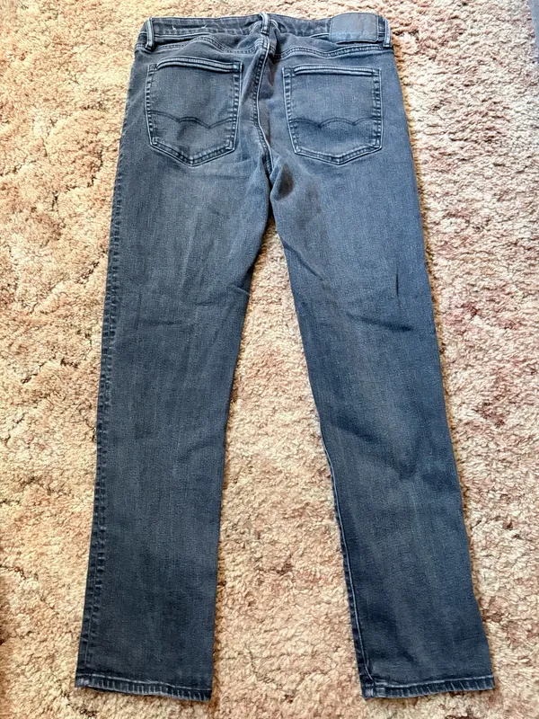American Eagle Jeans - Image 2