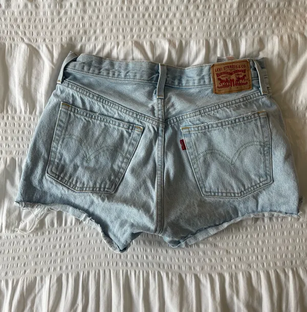 Levi’s Light Wash 501 Shorts - Image 2