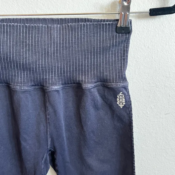 Free People Movement Seamless Good Karma Bike Shorts XS/S‎ $48 - Image 3
