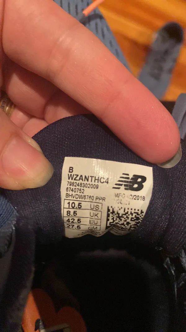 New Balance Size 10.5 - Image 6