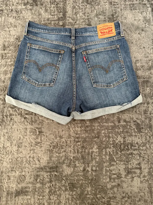 Levi’s Denim WEDGIE SHORTS - Image 4