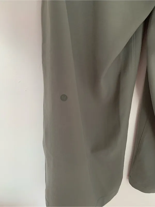 Lululemon On the Fly Wide-Leg Pant - Image 4