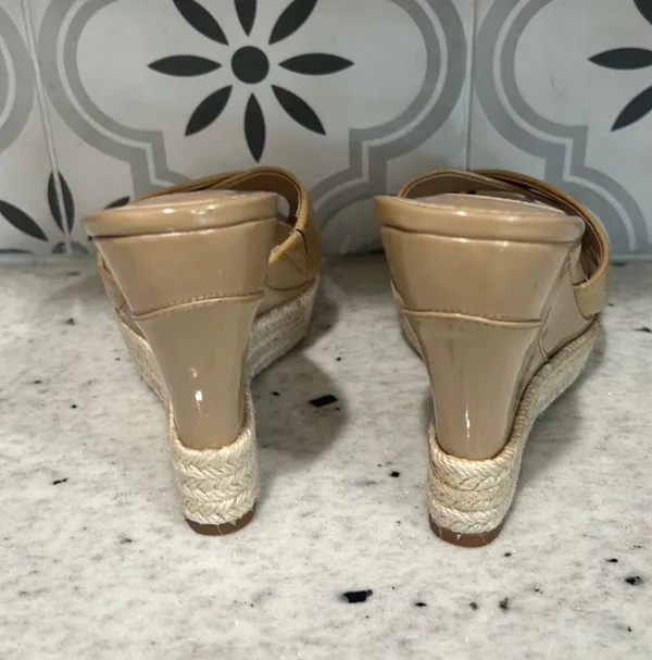 Gianni Bini Platform Wedge Heel Sandals Size 6 - Image 2