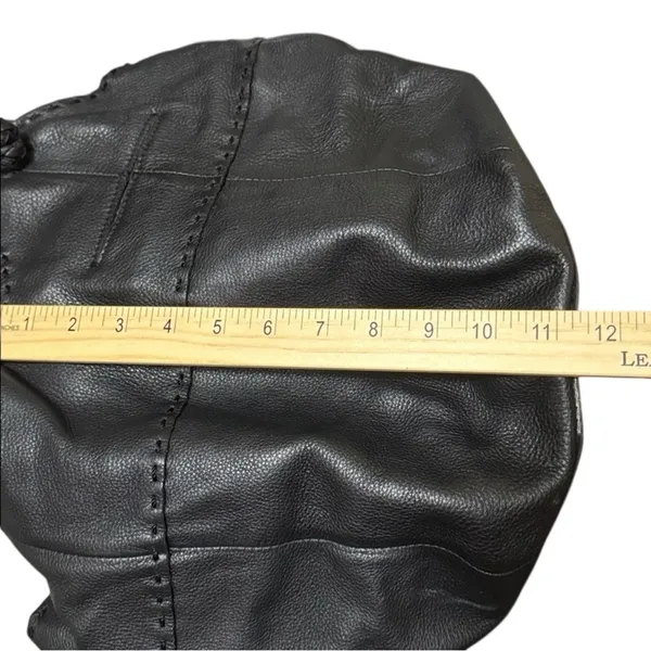 The Sak Shoulder Hobo Bucket Bag - Image 10
