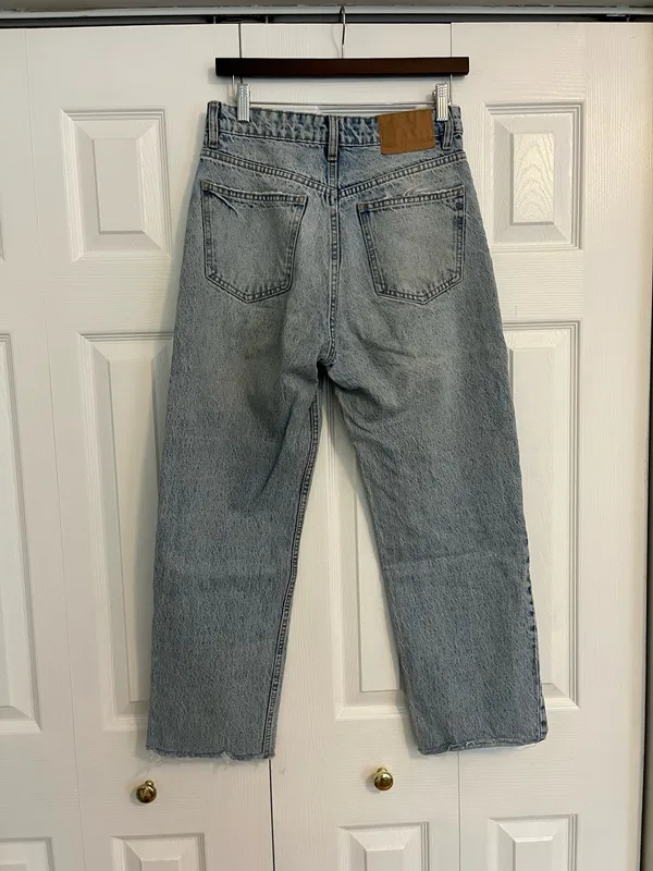 ZARA Straight Leg Jeans High-Rise - Image 5