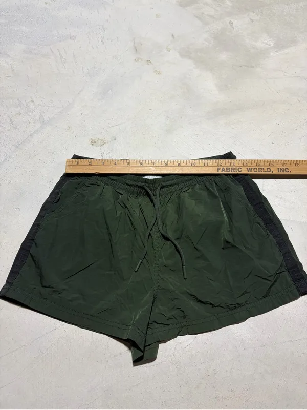 Athleta expedition Dark Green Athletic Drawstring Shorts 2 - Image 6