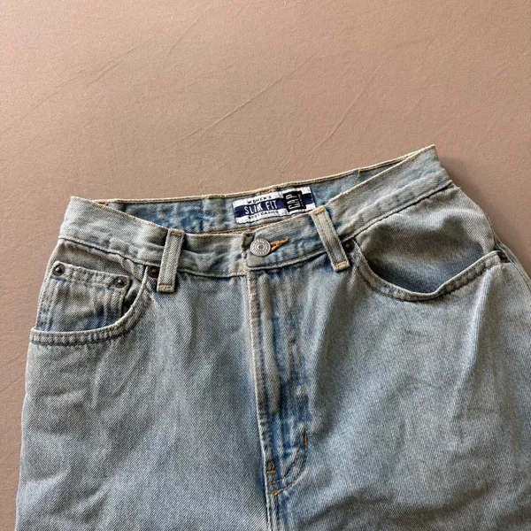 Vintage 90s Gap Slim Fit Jeans - Image 3
