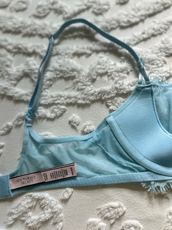 Victoria's Secret Bra Lace Push-Up - Image 5