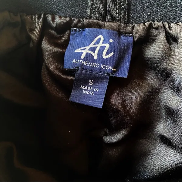 Authentic Icon AI Sequin Shorts Gold - Image 7