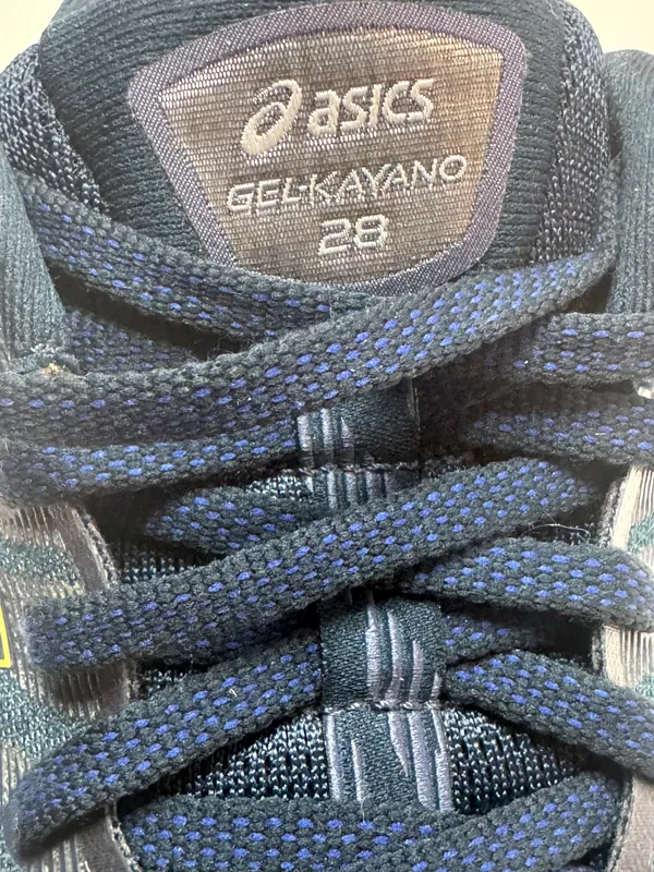 ASICS Gel-Kayano 28 Size 8 - Image 8