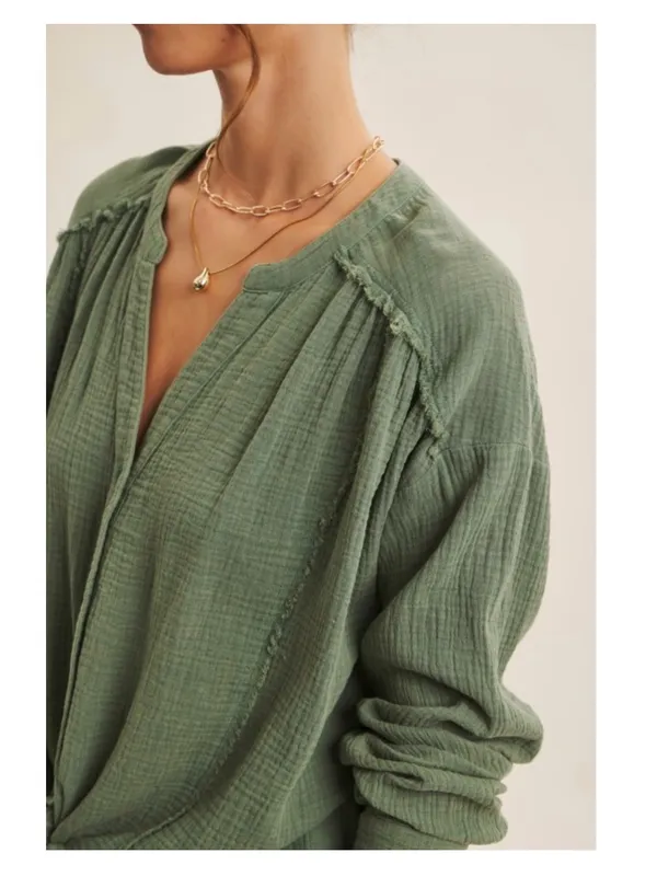 in february Sage Mineral Wash Cotton Gauze Raw Seam Button Down Top Size M NWT - Image 7