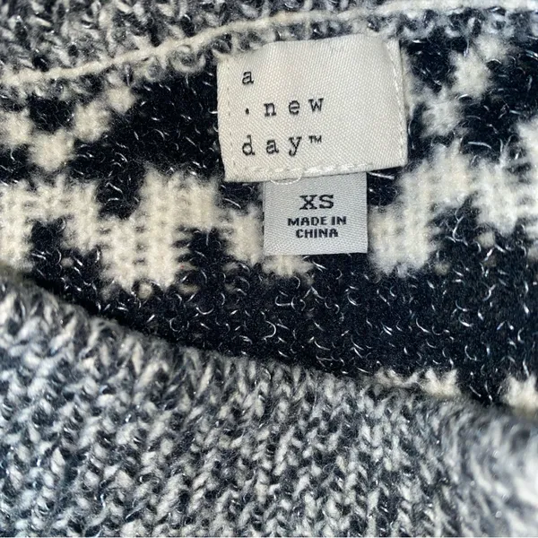 A New Day Fair Isle Mock Neck Cheers Sparkle Sweater in XS - Image 11