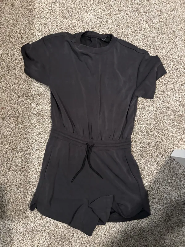 Athleta seasoft romper - Image 3