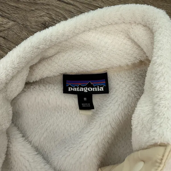 Patagonia‎ 
Women's Re-Tool Snap-T® Pullover size medium - Image 4