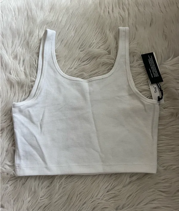 Aritzia TNA Tank Top Waffle - Image 3
