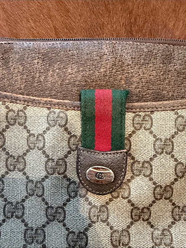 Vintage Gucci crossbody bag/ clutch purse * project - Image 2