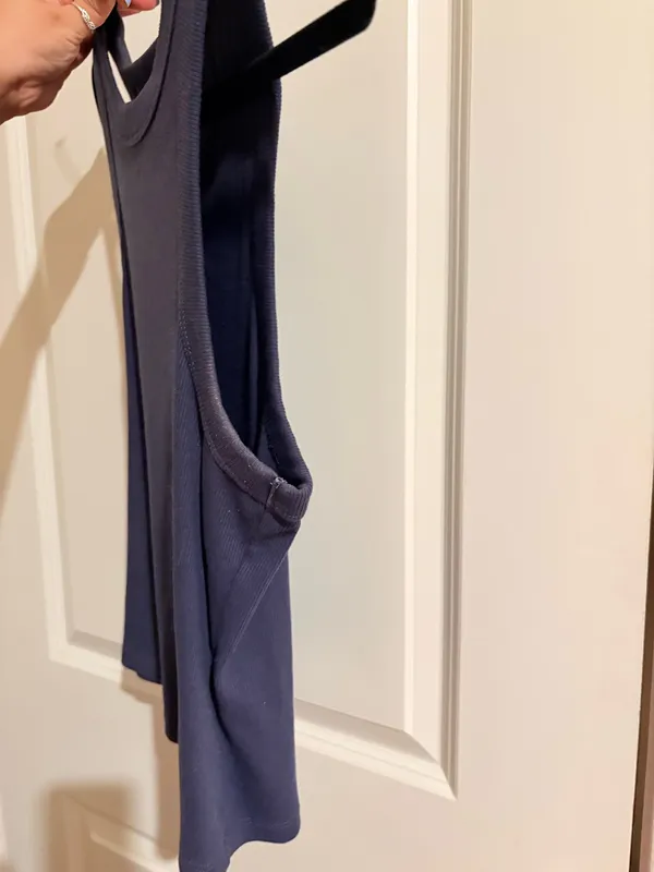Old Navy Cropped Tank - Image 2