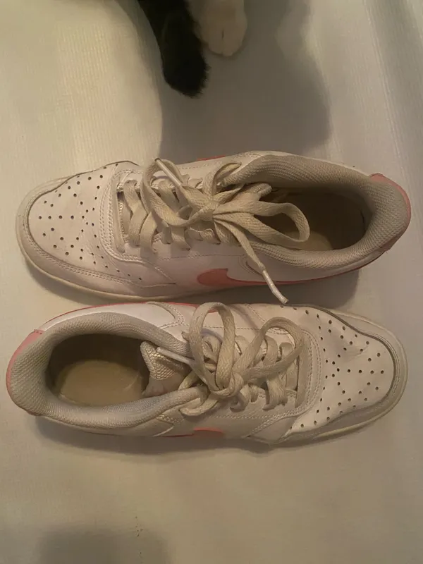 Nike Shoes - Image 2