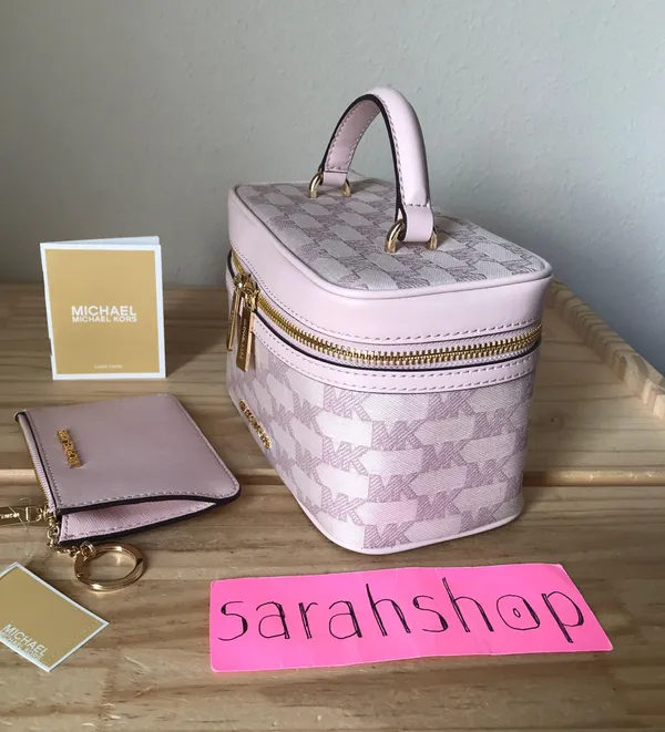 Purse And Card Holder - Image 4