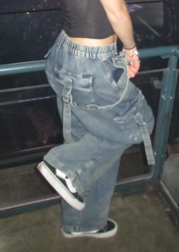 BDG Urban Outfitters Jeans Cargo Baggy - Image 3