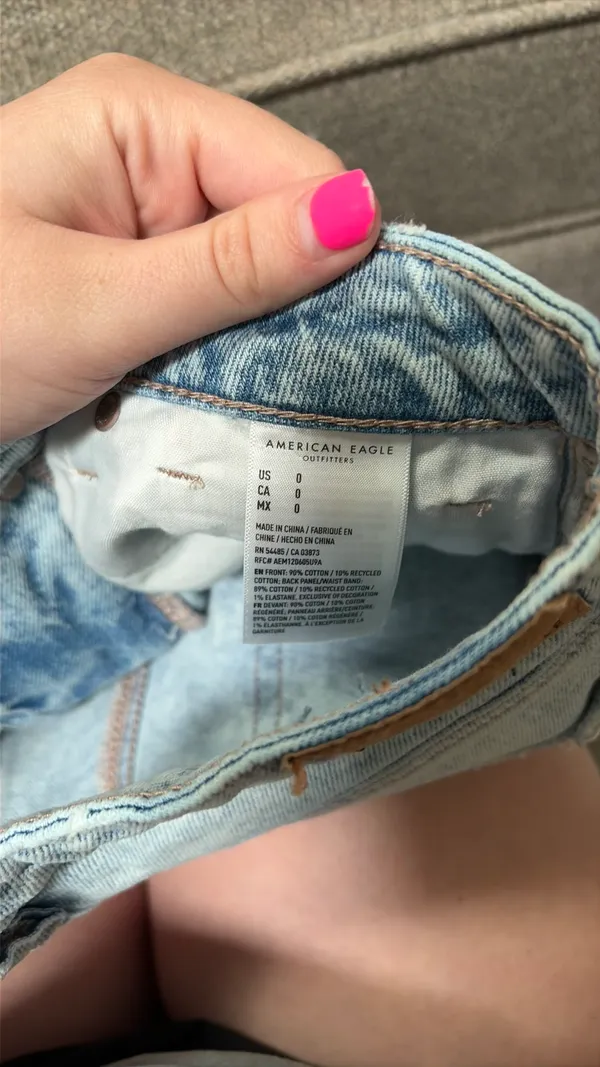 American Eagle Shorts Distressed - Image 4