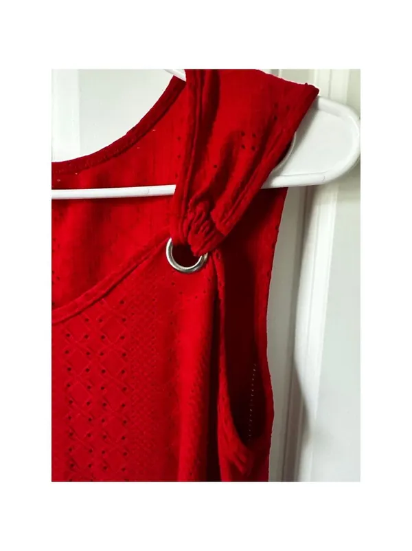 Red Eyelet Tank Top M Size M - Image 3