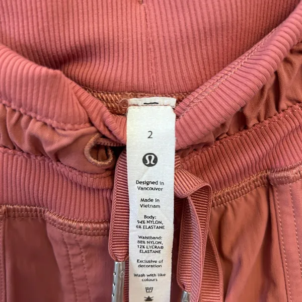 Lululemon Dance Studio Mid-Rise Jogger Brier Rose size 2 25” - Image 3